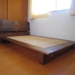 ウォールナット無垢　SDベッド