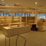 玄武洞ミュージアム 店舗什器搬入