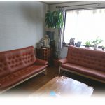 北欧テイスト本革張りソファ