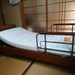 電動リクライニングベッド