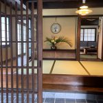 古民家に北欧デザインのペンダントライト